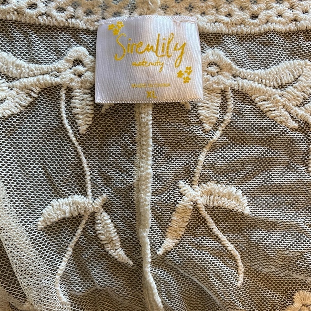 SOLD Boho Open Front Lace Kimono Semi Sheer - Picture 10 of 11